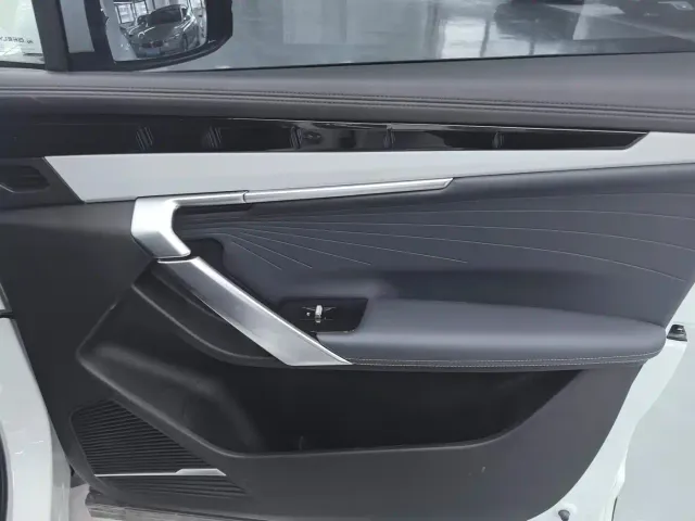 Geely Boyue L — Фото автомобиля 14