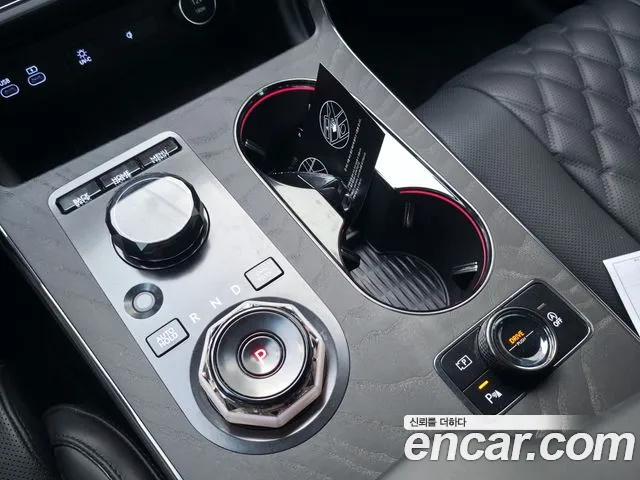 Genesis GV80 — Фото автомобиля 14