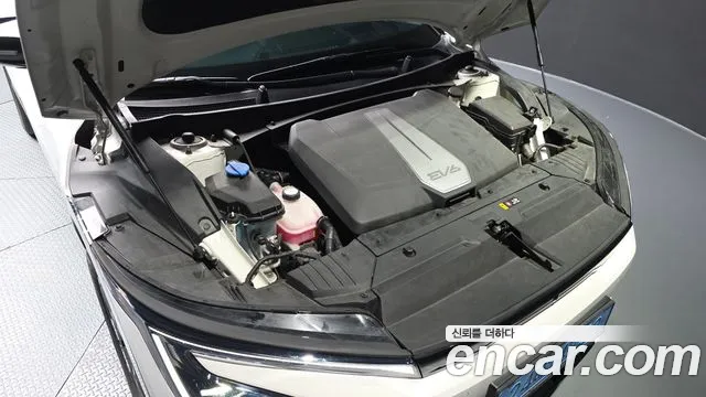 Kia EV6 — Фото автомобиля 9