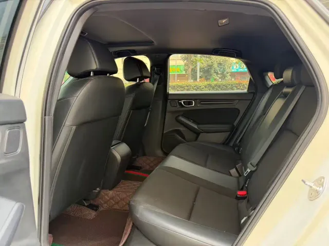 Honda Civic — Фото автомобиля 5