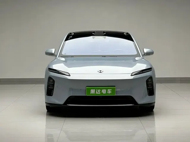 NIO NIO ET5 2025 75kWh — Фото автомобиля 2