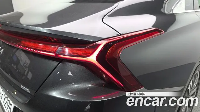 Kia K8 K8 Hybrid — Фото автомобиля 8