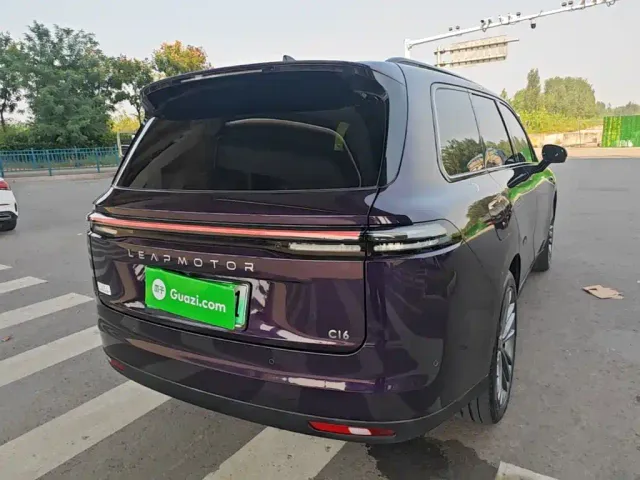Leapmotor C16 — Фото автомобиля 6