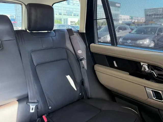 Land Rover Range Rover — Фото автомобиля 14
