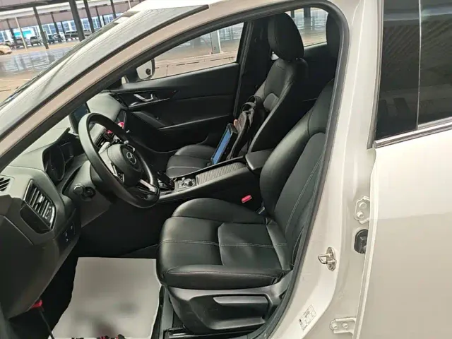 Mazda CX-4 — Фото автомобиля 14
