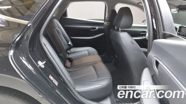 Hyundai Sonata Sonata (DN8) 2.0 LPG(Для проката) — Фото автомобиля 12