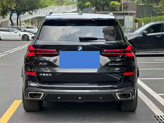 BMW X5 — Фото автомобиля 4