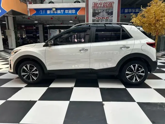Kia KX1 — Фото автомобиля 6