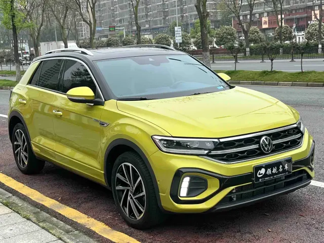 Volkswagen T-Roc — Фото автомобиля 3