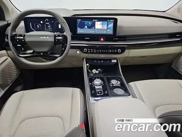 Kia Carnival Generation 4 — Фото автомобиля 7