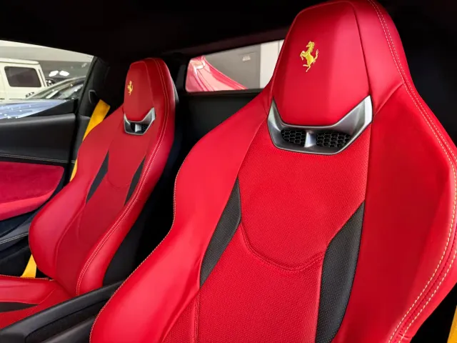 Ferrari 296 — Фото автомобиля 6