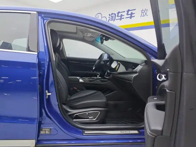 Geely Borui — Фото автомобиля 8