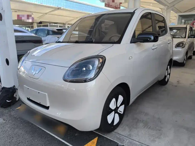 Фотография автомобиля — Wuling Hongguang Mini EV