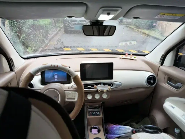 Wuling Hongguang Mini EV — Фото автомобиля 10