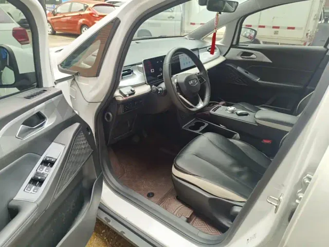 Geely Geometry E Firefly — Фото автомобиля 15