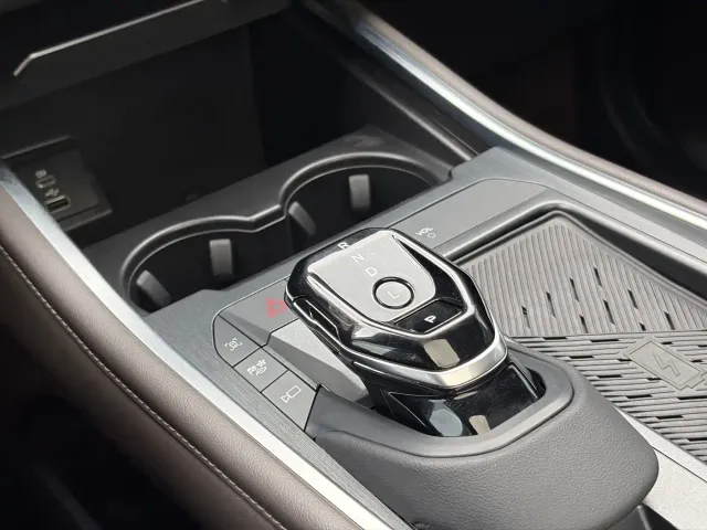 Ford Edge — Фото автомобиля 23