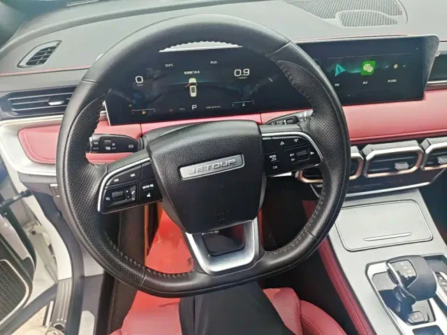 Jetour Jetour X70 PLUS 2023 1.5T DCT Self-Strengthening PRO 5-Seater — Фото автомобиля 3