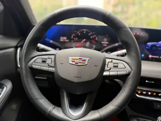 Cadillac CT5 — Фото автомобиля 19