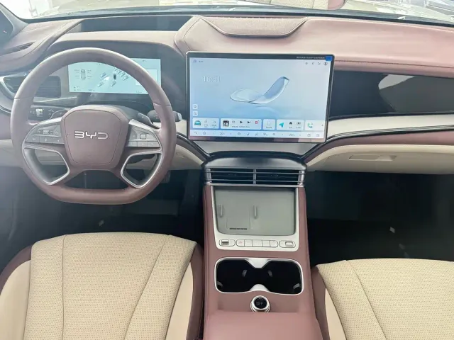 BYD Seal 07 DM-i — Фото автомобиля 11