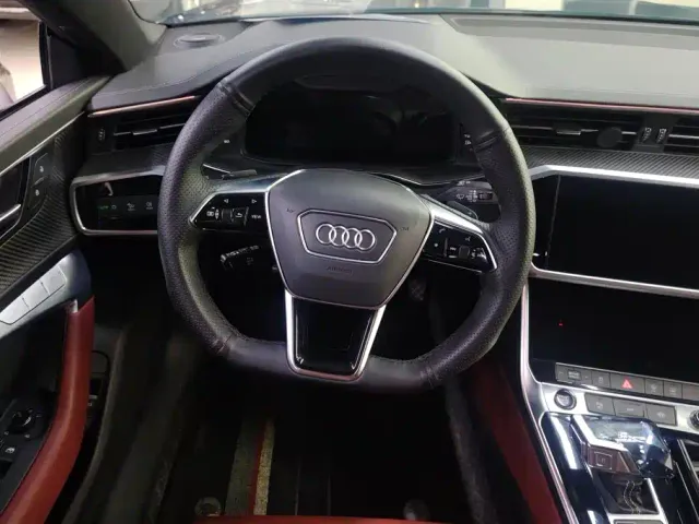 Audi A7L — Фото автомобиля 15