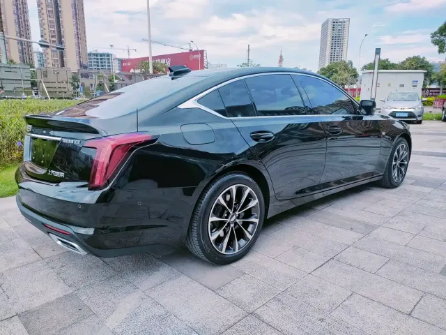Cadillac CT5 — Фото автомобиля 10