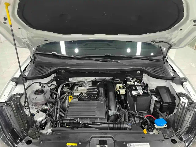 Skoda Karoq — Фото автомобиля 17