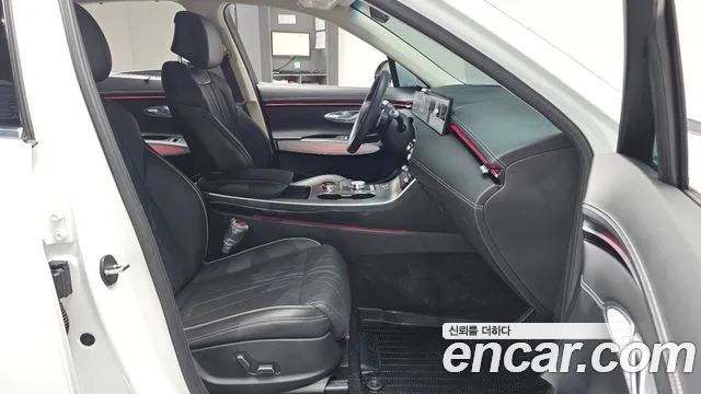 Genesis GV70 2.5T Бензин 2WD — Фото автомобиля 11