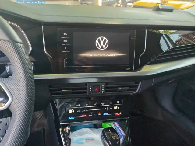 Volkswagen Passat — Фото автомобиля 13