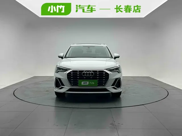 Audi Q3 — Фото автомобиля 2