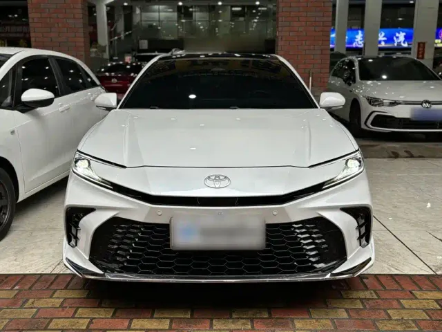 Toyota Camry — Фото автомобиля 16