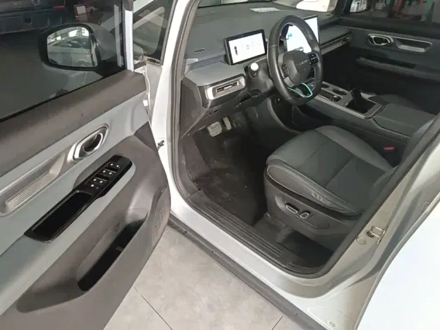 GAC Aion Y — Фото автомобиля 15