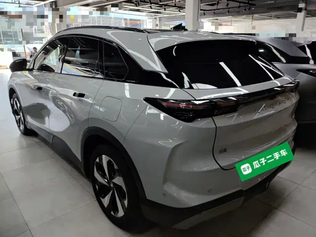Arcfox Alpha T5 — Фото автомобиля 4