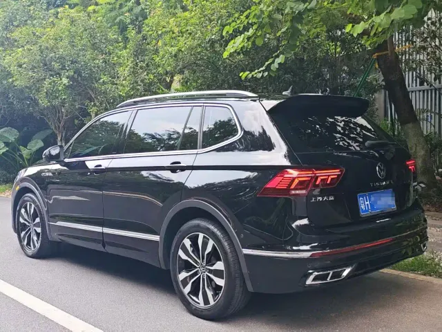Volkswagen Tiguan L — Фото автомобиля 4