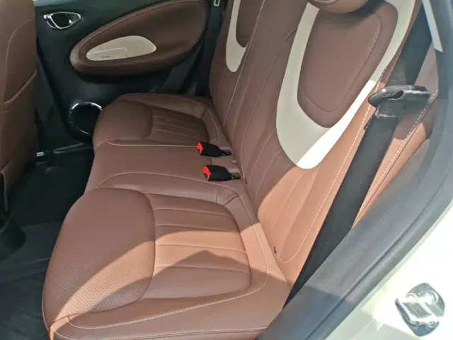 Wuling Bingo — Фото автомобиля 16