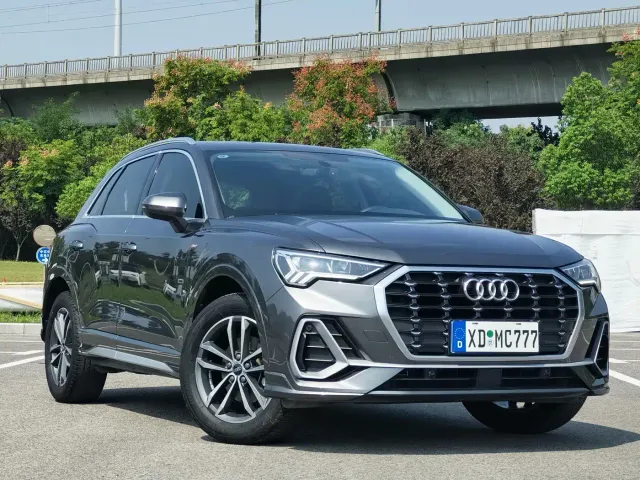 Audi Q3 — Фото автомобиля 3
