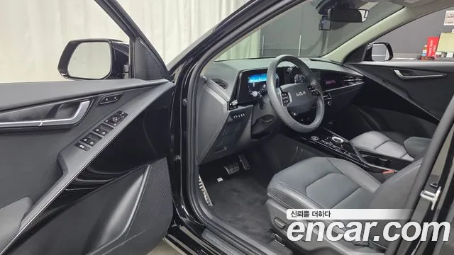 Kia Niro The All New — Фото автомобиля 10