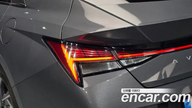 Hyundai Avante CN7 — Фото автомобиля 8