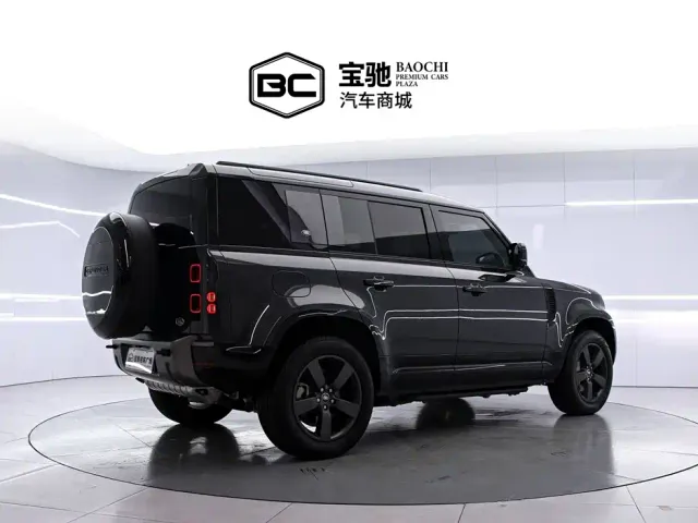 Land Rover Defender — Фото автомобиля 3