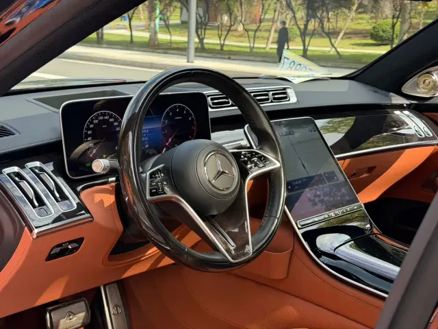 Mercedes-Benz Maybach S-Class — Фото автомобиля 13