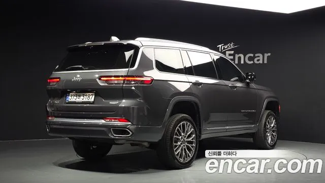Jeep Cherokee Grand Cherokee(WL) L 3.6 Summit Reserve — Фото автомобиля 2