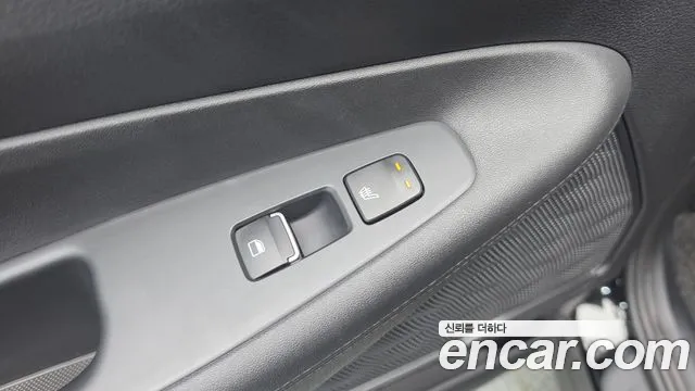 Hyundai Santa Fe — Фото автомобиля 30