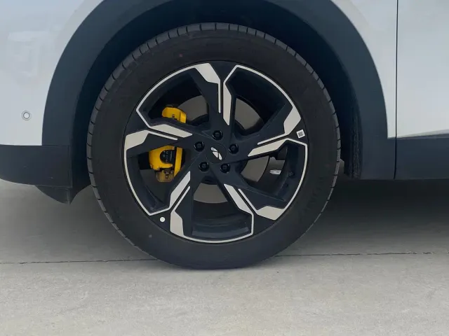 Chery Fengyun T9L — Фото автомобиля 13