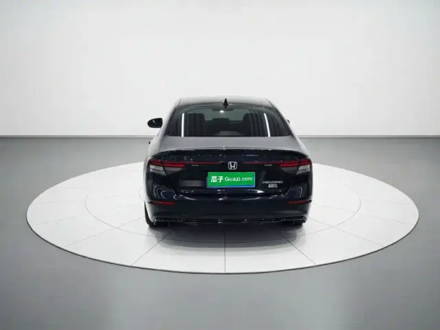 Honda Accord — Фото автомобиля 5