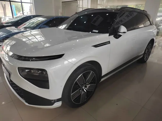 Фотография автомобиля — Xpeng G9