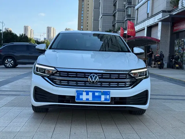 Volkswagen Sagitar — Фото автомобиля 2