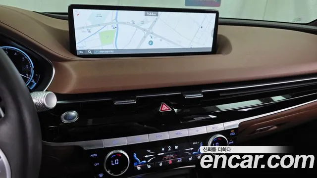 Genesis G80 Бензин 2.5 турбо 2WD — Фото автомобиля 9