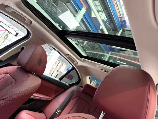 BMW 3 Series — Фото автомобиля 7