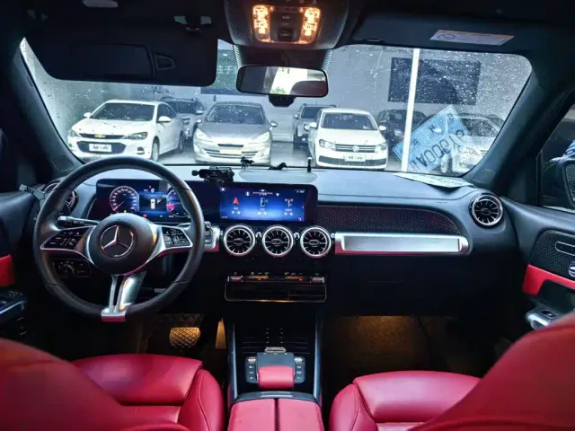 Mercedes-Benz GLB-Class — Фото автомобиля 4