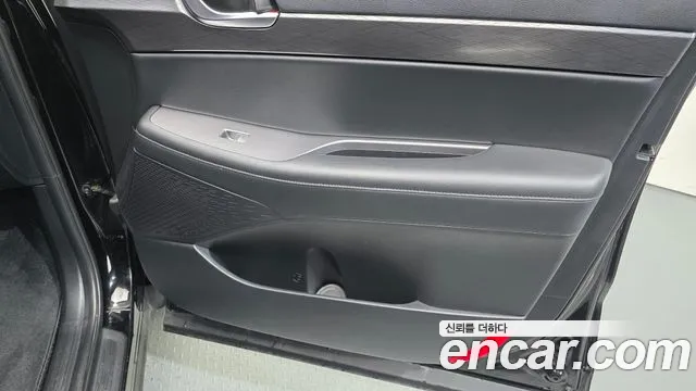 Hyundai Palisade Palisade Дизель 2.2 2WD — Фото автомобиля 23