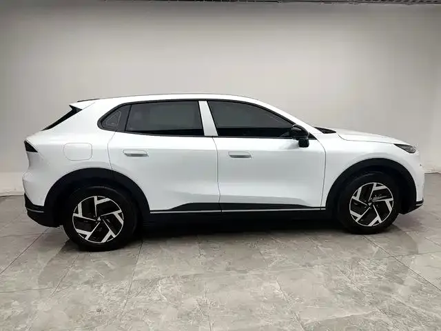 Deepal S05 — Фото автомобиля 11